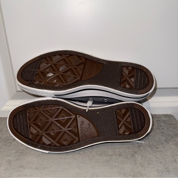 Converse women’s sneakers size 5 double tongue chuck Taylor low gray shoes - Picture 6 of 8